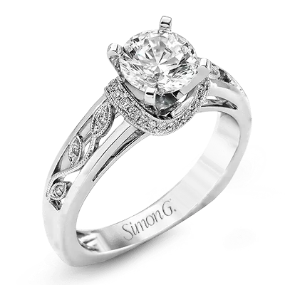 Custom - Designed Diamond Rings to Reflect Your PersonalityEngagement Ring in 18k Gold with Diamonds