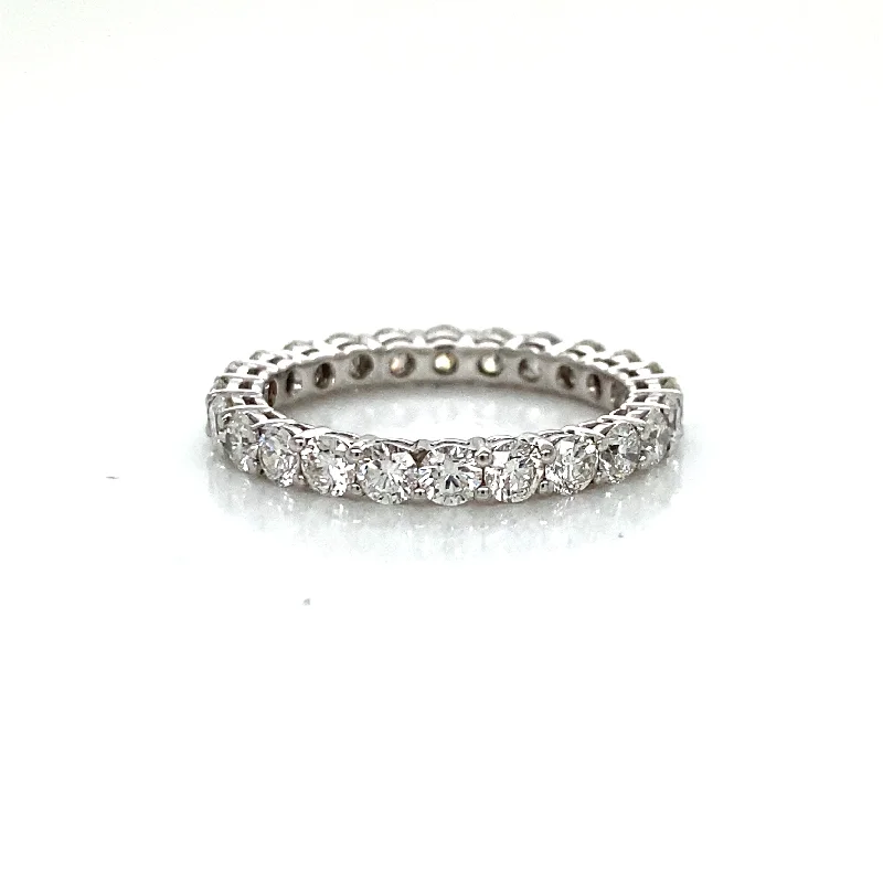 Matching Wedding Bands for a Coordinated Look18k Share Prong Wedder