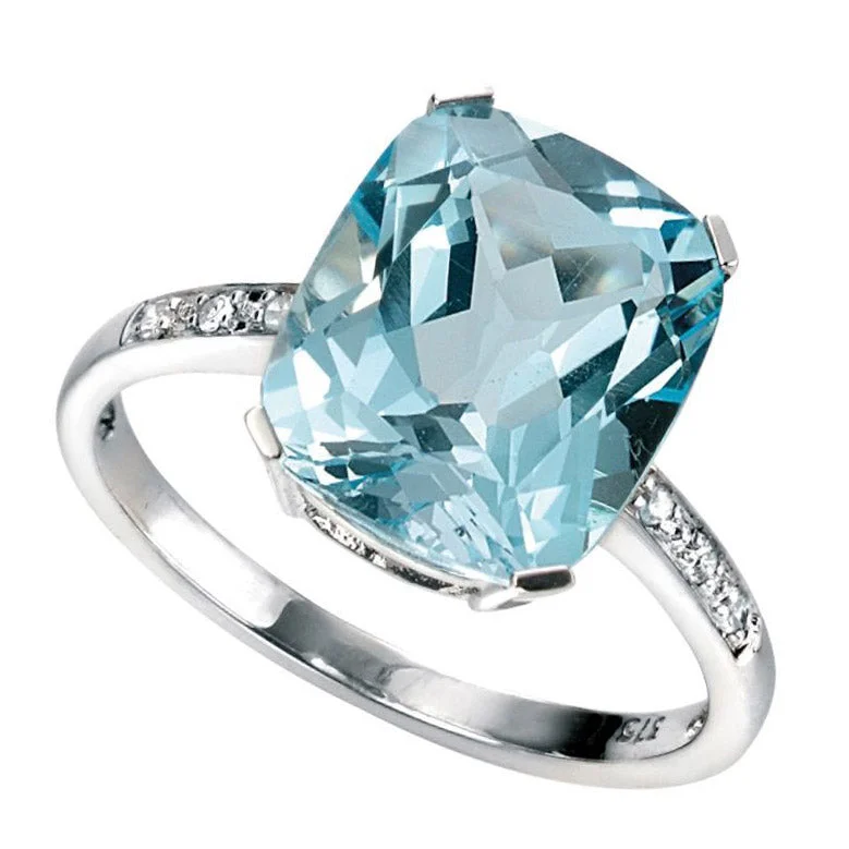 Solitaire Diamond Rings in Platinum Settings9ct White Gold Sky Blue Topaz And Diamond Ring GR224T