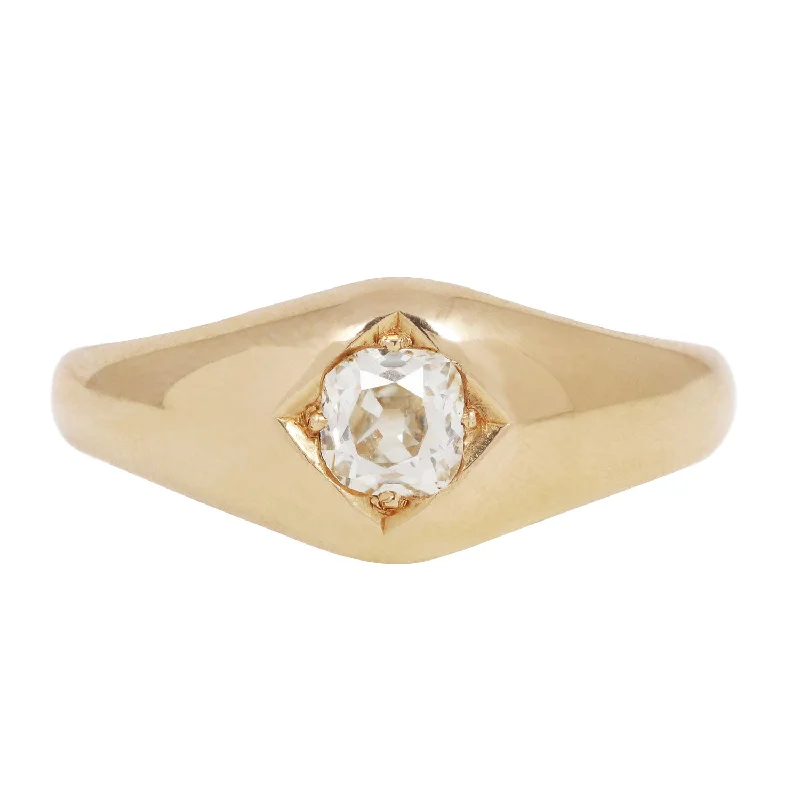 Grand Star Solitaire Ring