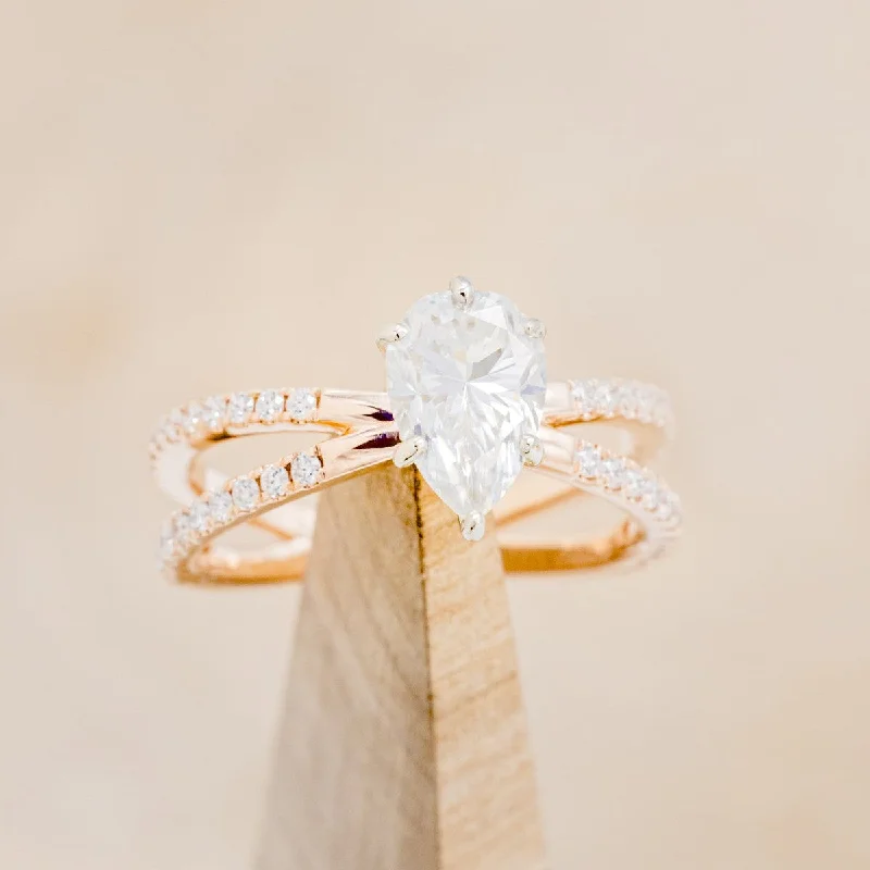 TWO TONED PEAR CUT MOISSANITE ENGAGEMENT RING WITH DIAMOND ACCENTS