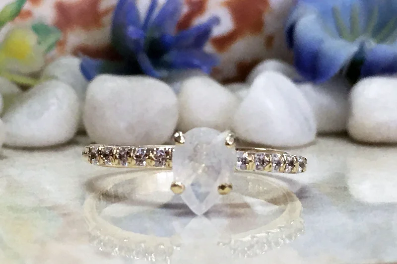 Amethyst Gemstone Rings in a Vintage - Style SettingRainbow Moonstone Ring - Gold Ring - Stack Ring - June Birthstone - Dainty Ring - Tiny Ring - Delicate Ring - Engagement Ring - Prong Ring