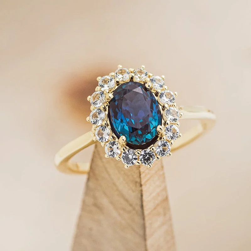 "MALINA" - OVAL LAB-GROWN ALEXANDRITE ENGAGEMENT RING WITH DIAMOND HALO