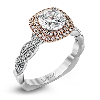 Three - Stone Diamond Rings with Princess - Cut DiamondsEngagement Ring in 18k Gold with Diamonds