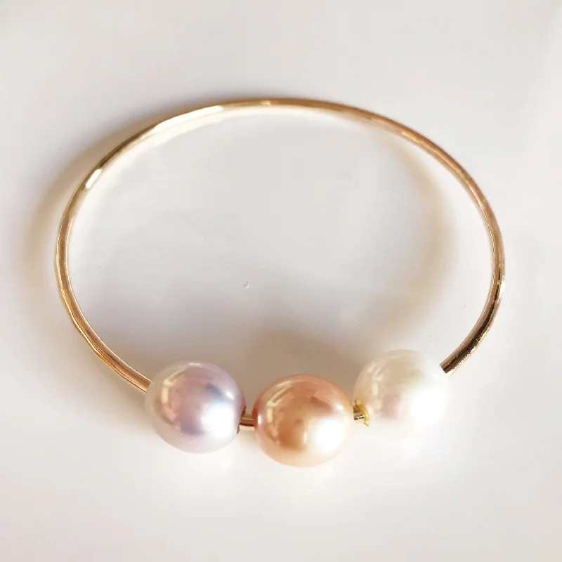 Stackable Bangle Sets for a Trendy LookBangle PAIGE - Edison pearls (B350)