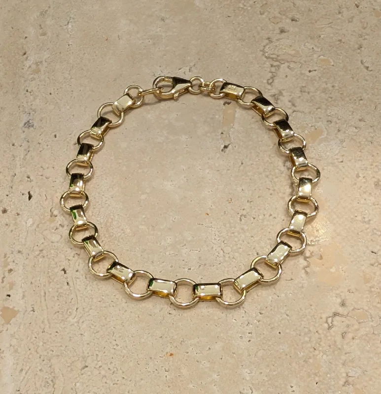 Stackable Bangle Sets for a Trendy LookGold Vermeil Link Design Bracelet